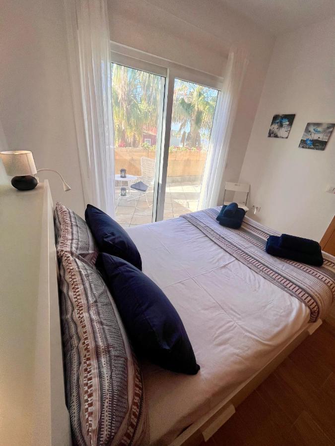 Gatu Villa Atardecer En La Playa De Las Redes " Preferente Mayores De 25 Anos Y Familias " El Puerto de Santa María Eksteriør billede